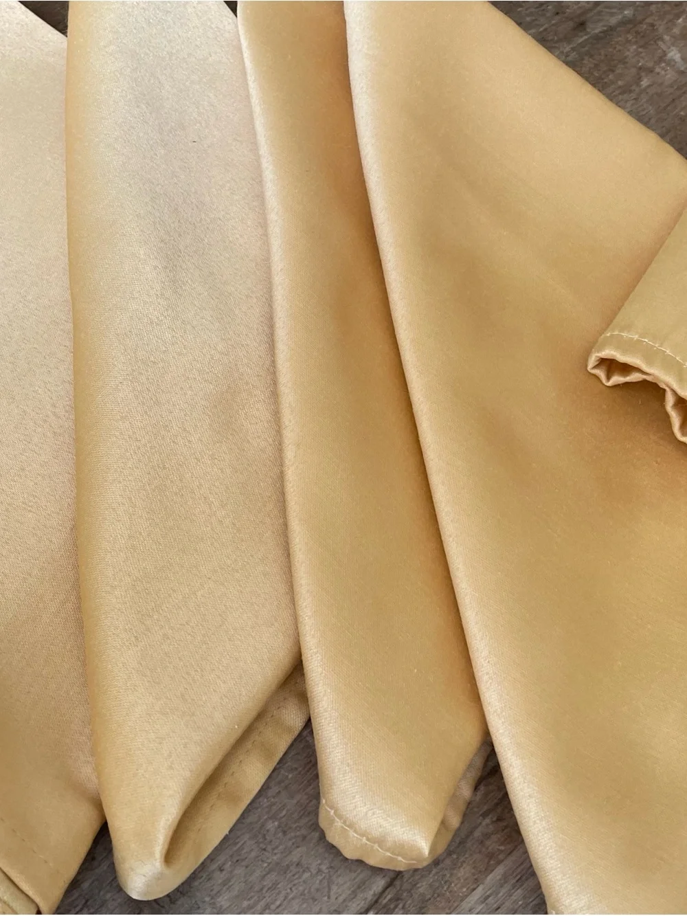 Set of 9 Bright Gold 18